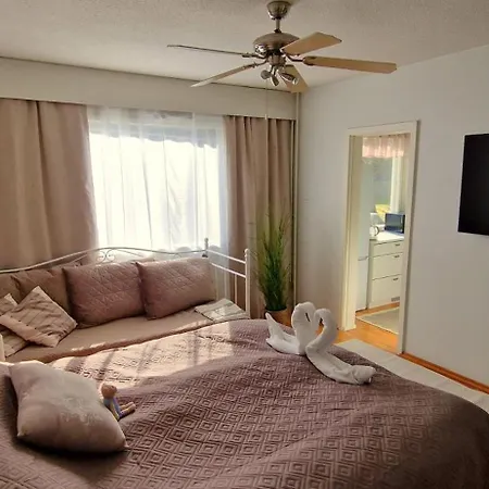 With Ac And Free Parking Near The Harbor And Center Apartman